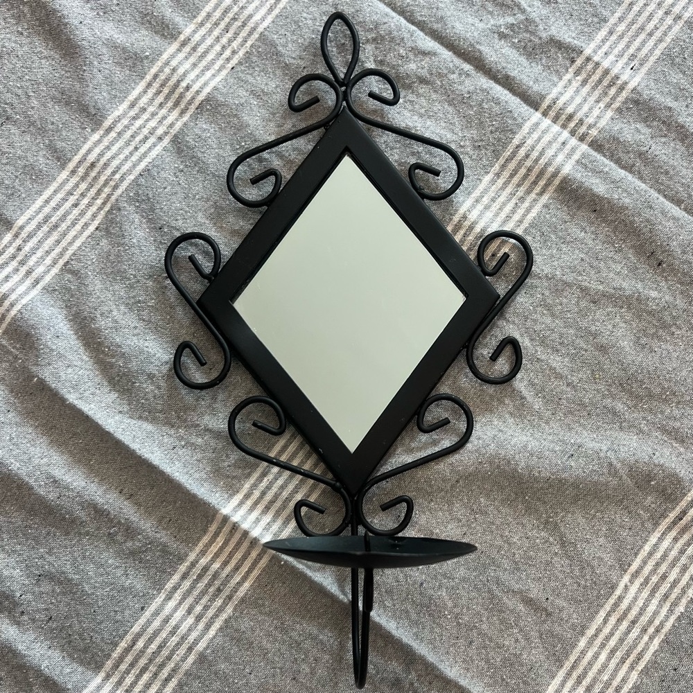 Metal mirror candle holder